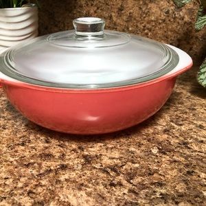 Vtg. Pyrex Pink💗